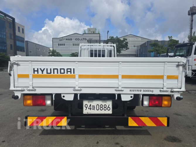 현대 메가트럭 280 단바리 카고 5톤 오토