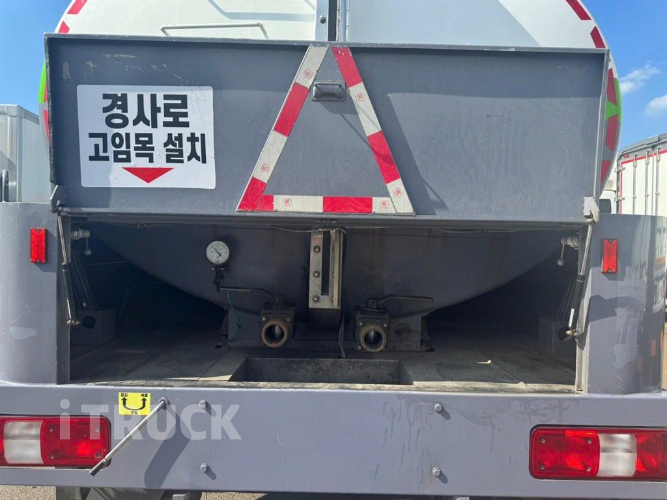 현대 버큠로리 엑시언트 철탱크 23,600L 수동