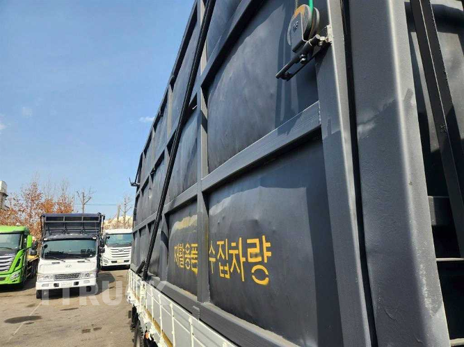 현대 메가트럭 집게차 5톤 수동 없음(순정)