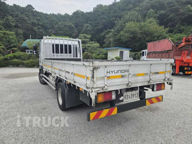 현대 메가트럭 280 단바리 카고 4.5톤 수동