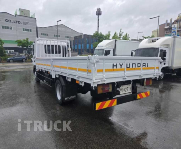 현대 메가트럭 225 단바리 카고 5톤 수동