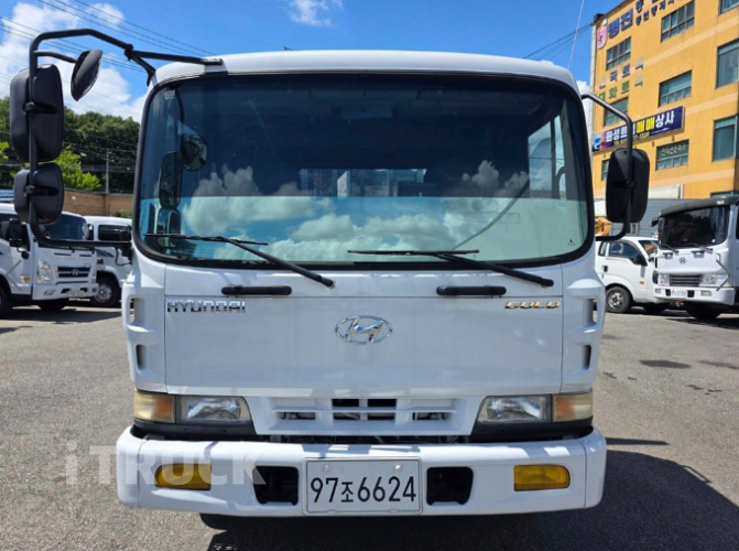 현대 슈퍼트럭 225 단바리 카고 5톤 수동