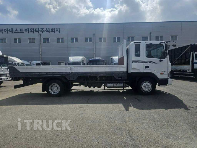 현대 메가트럭 235 단바리 카고 4.5톤 수동