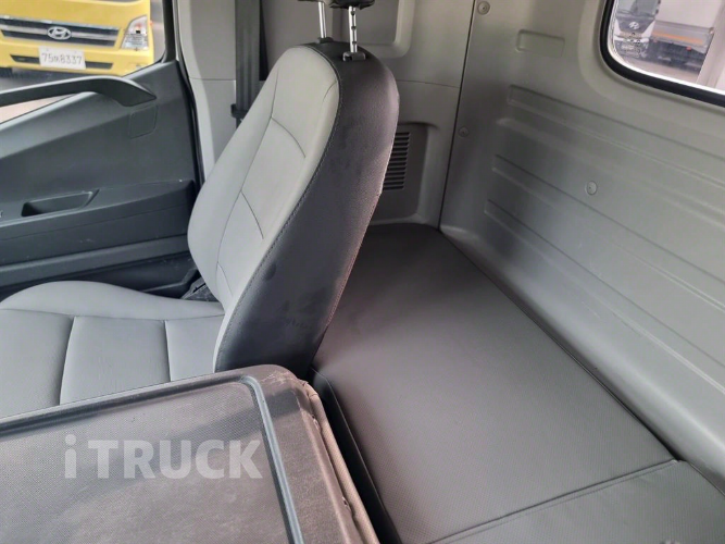 현대 올뉴마이티 3.5톤 광폭 카고 슈퍼캡 11