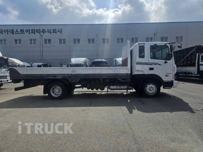 현대 메가트럭 235 단바리 카고 4.5톤 수동