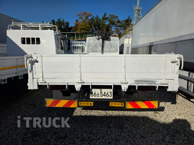 현대 메가트럭 250 단바리 카고 4.5톤 수동 3