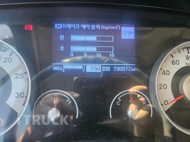 현대 메가트럭 300 단바리 윙바디 4.5톤 수동 13
