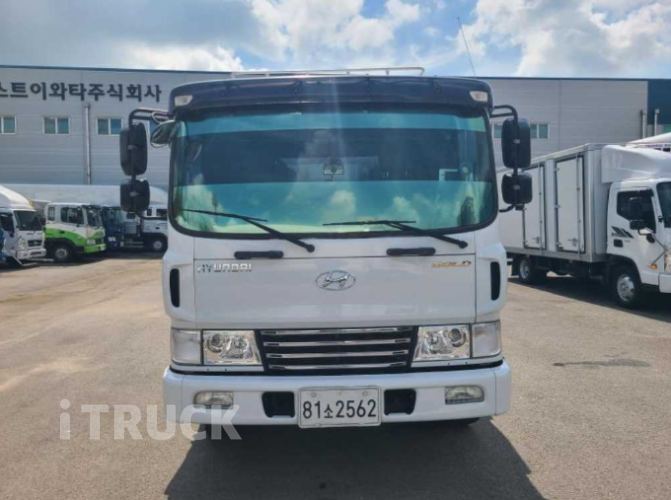 현대 메가트럭 280 단바리 카고 5톤 수동