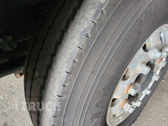 타타대우 노부스 냉동탑 8.5톤 수동 14