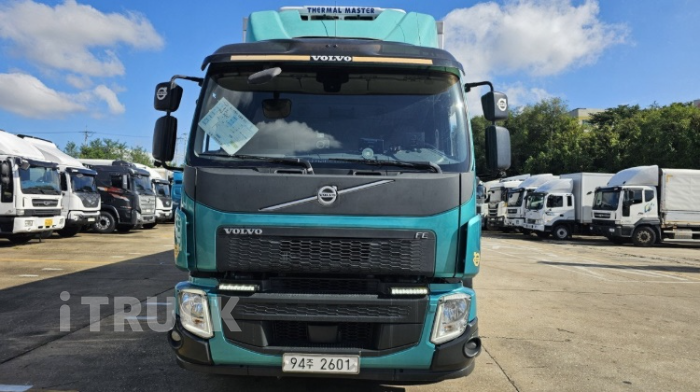 볼보 FE 350 후축 냉동탑 9.5톤 오토 2