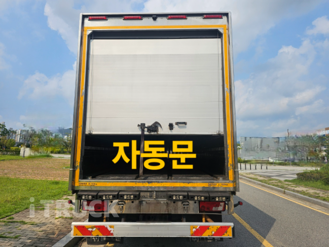 타타대우 프리마 고하중 320 후축 냉동탑 16톤 오토