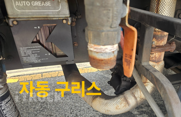 타타대우 프리마 고하중 320 후축 냉동탑 16톤 오토