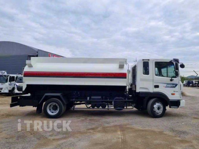 현대 탱크로리 메가트럭 9,800L 수동