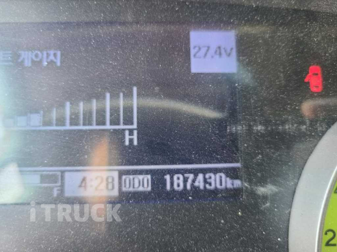 현대 메가트럭 280 후축 윙바디 5톤 수동