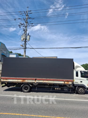 현대 메가트럭 250 단바리 카고 5톤 수동