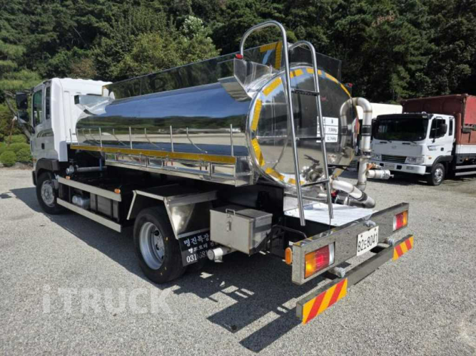 현대 살수차 메가트럭 스텐탱크 7,000L 수동