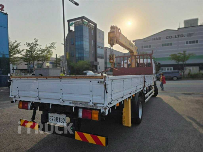 현대 카고크레인 수산 736 메가트럭 5톤