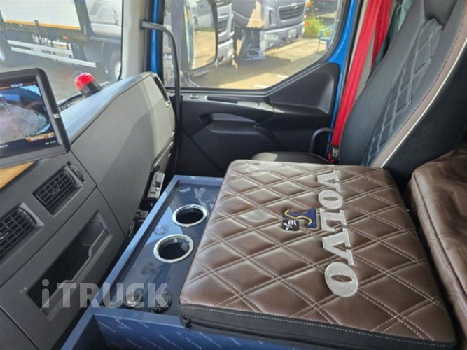볼보 FE 350 후축 윙바디 12.5톤 오토