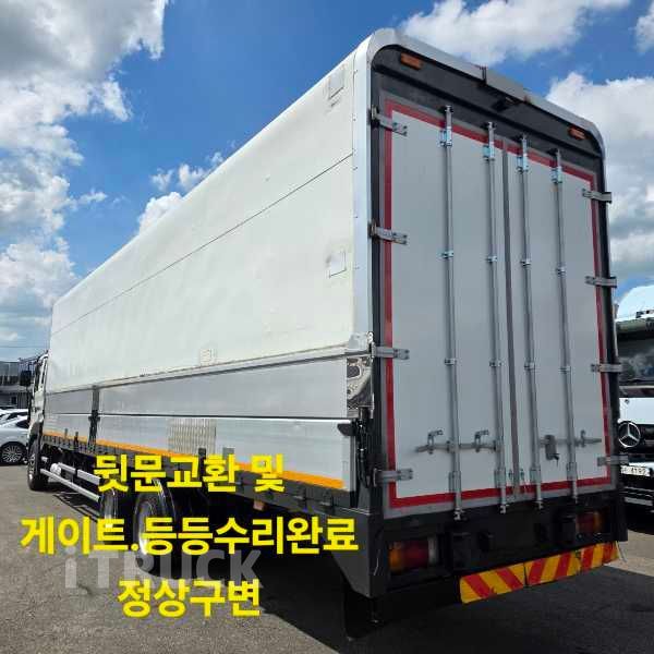 현대 트라고 350 십바리 윙바디 9.5톤 수동
