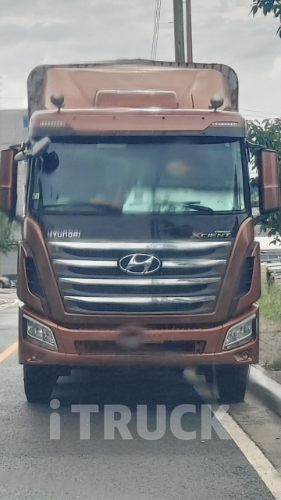 현대 트라고엑시언트 520 앞축 상승윙바디 25톤 오토