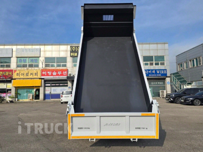 현대 메가트럭 화물덤프 5톤