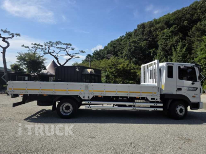 현대 메가트럭 280 단바리 카고 5톤 수동