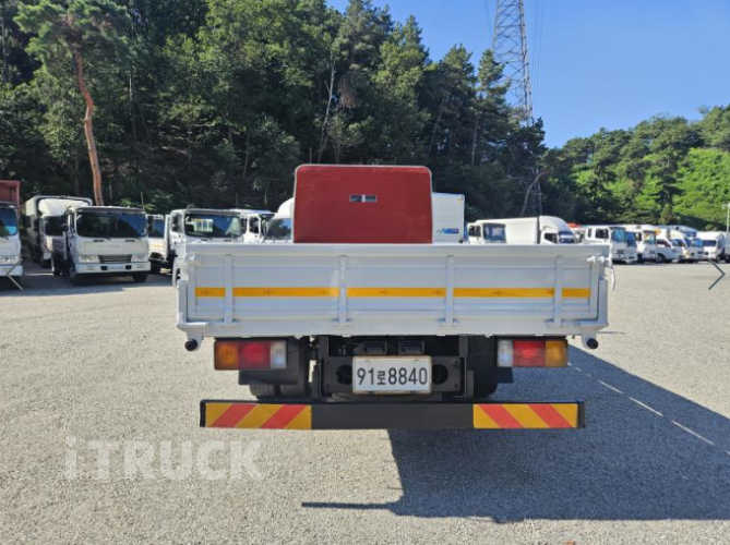 현대 메가트럭 260 단바리 카고 5톤 수동