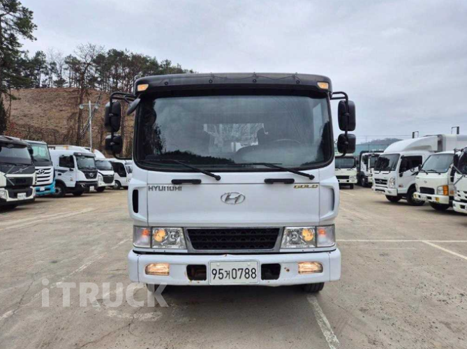 현대 메가트럭 280 단바리 카고 5톤 오토