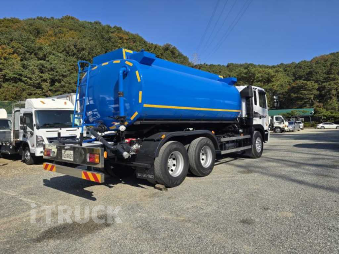 현대 살수차 뉴파워트럭 15,000L 수동
