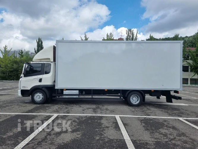 타타대우 더쎈 206 단바리 표준탑 5톤 수동 3