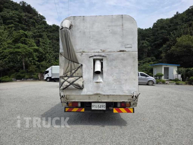 현대 왕겨(톱밥)차 5톤 270 단바리 수동