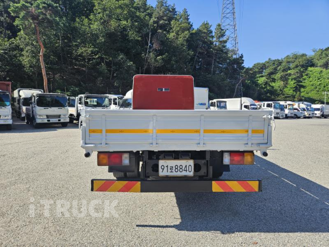현대 메가트럭 260 단바리 카고 5톤 수동