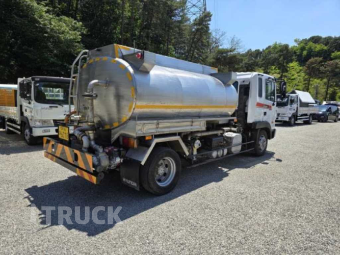 현대 살수차 메가트럭 스텐탱크 7,500L 수동