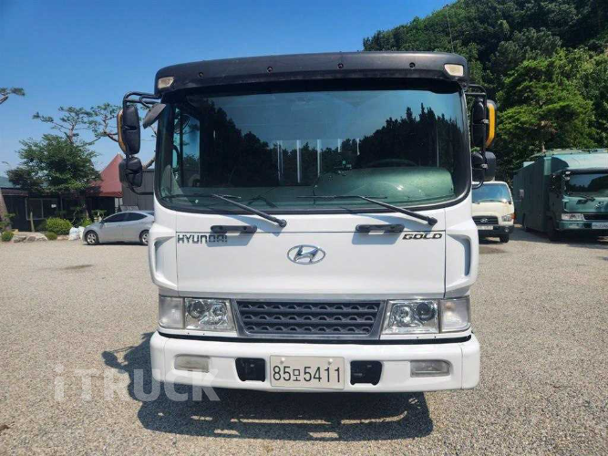 현대 메가트럭 260 단바리 카고 5톤 수동