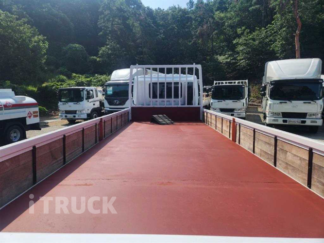 현대 메가트럭 260 단바리 카고 5톤 수동