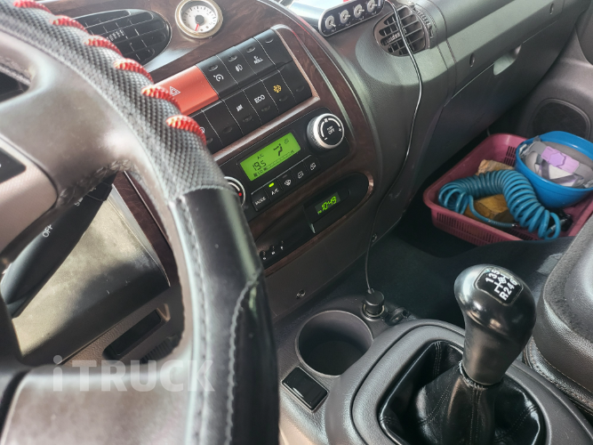 현대 메가트럭 280 후축 상승윙바디 8.5톤 수동 13