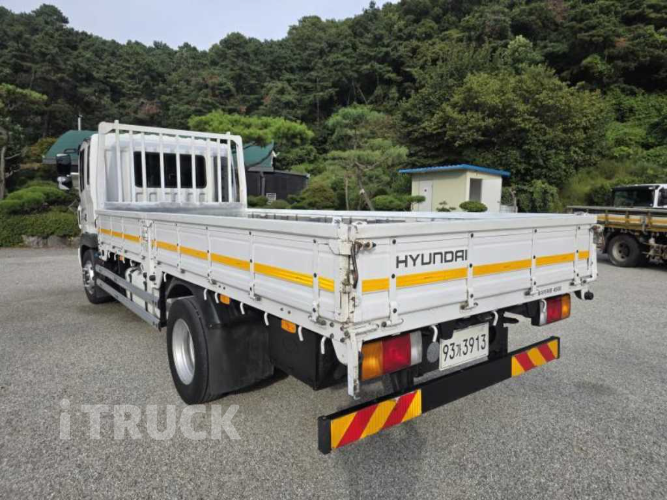 현대 메가트럭 280 단바리 카고 4.5톤 수동