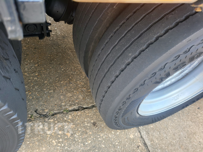 현대 메가트럭 와이드캡 후축 상승윙바디 8.5톤 수동 8