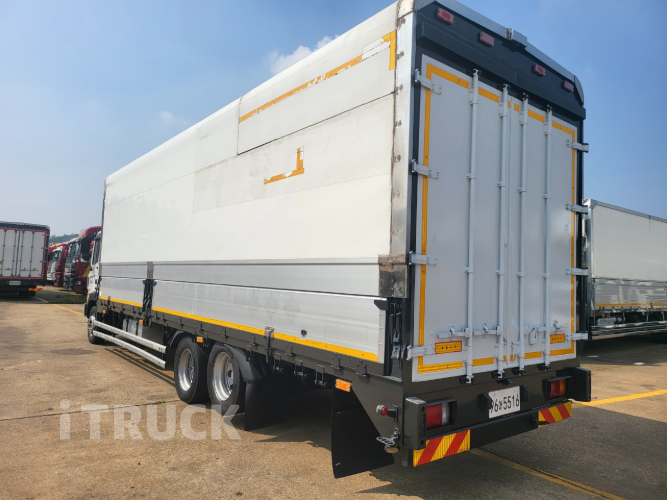 현대 메가트럭 와이드캡 후축 상승윙바디 8.5톤 수동 5