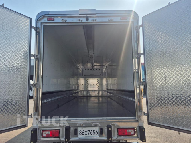 현대 파비스 280 단바리 윙바디 5.5톤 수동 7