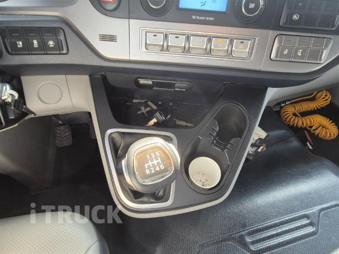 현대 파비스 280 단바리 윙바디 5.5톤 수동 16