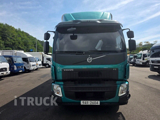 볼보 FE 350 후축 윙바디 9.5톤 오토 1