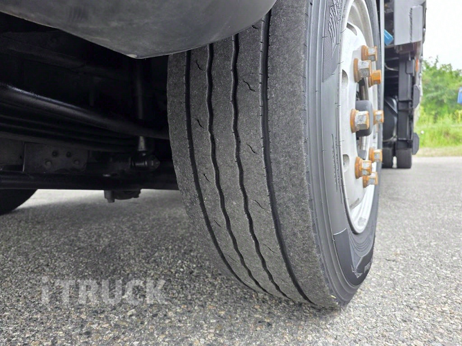 현대 메가트럭 280 단바리 윙바디 4.5톤 수동 13