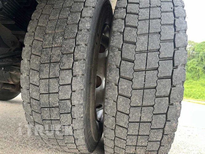 현대 메가트럭 250 후축 카고 4.5톤 수동 12