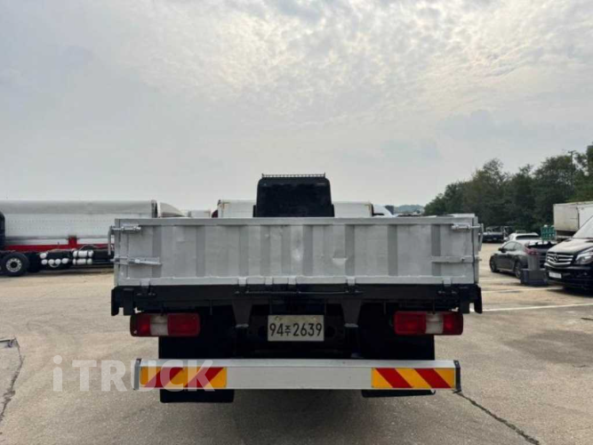 현대 트라고엑시언트 520 앞축 카고 25톤 오토 4