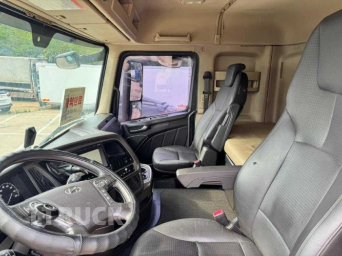 현대 트라고엑시언트 520 앞축 카고 25톤 오토 5