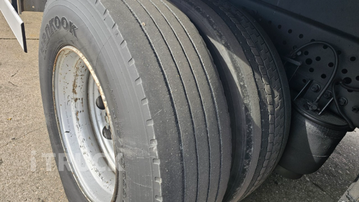 벤츠 아록스 299 후축 냉동 컨테이너탑 10.5톤 오토 9