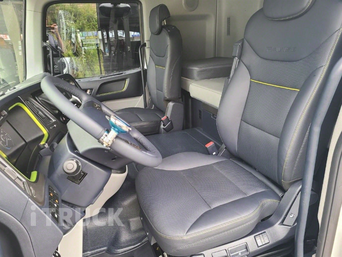 현대 파비스 325 후축 윙바디 5.5톤 오토 8