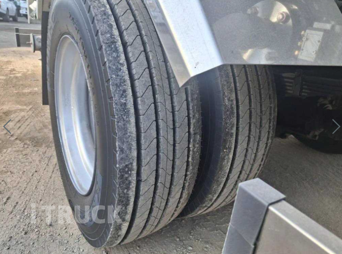 현대 살수차 메가트럭 스텐탱크 7,000L 수동