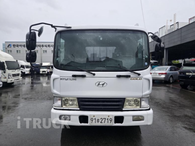 현대 메가트럭 225 단바리 카고 5톤 수동